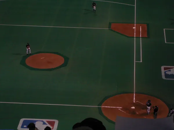 Players spread across the indoor field.