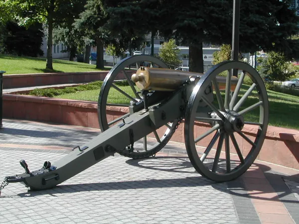 A second view of the cannon.